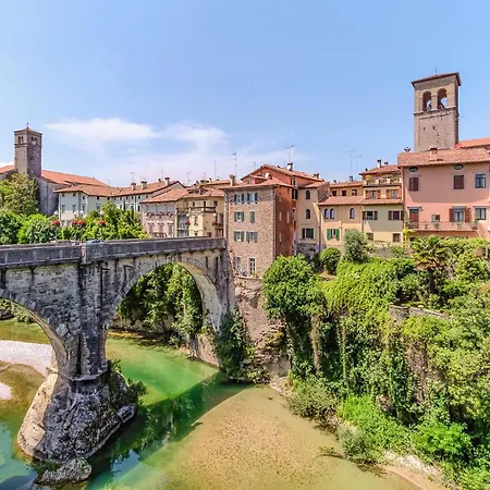 Awesome In With Wifi * Premariacco